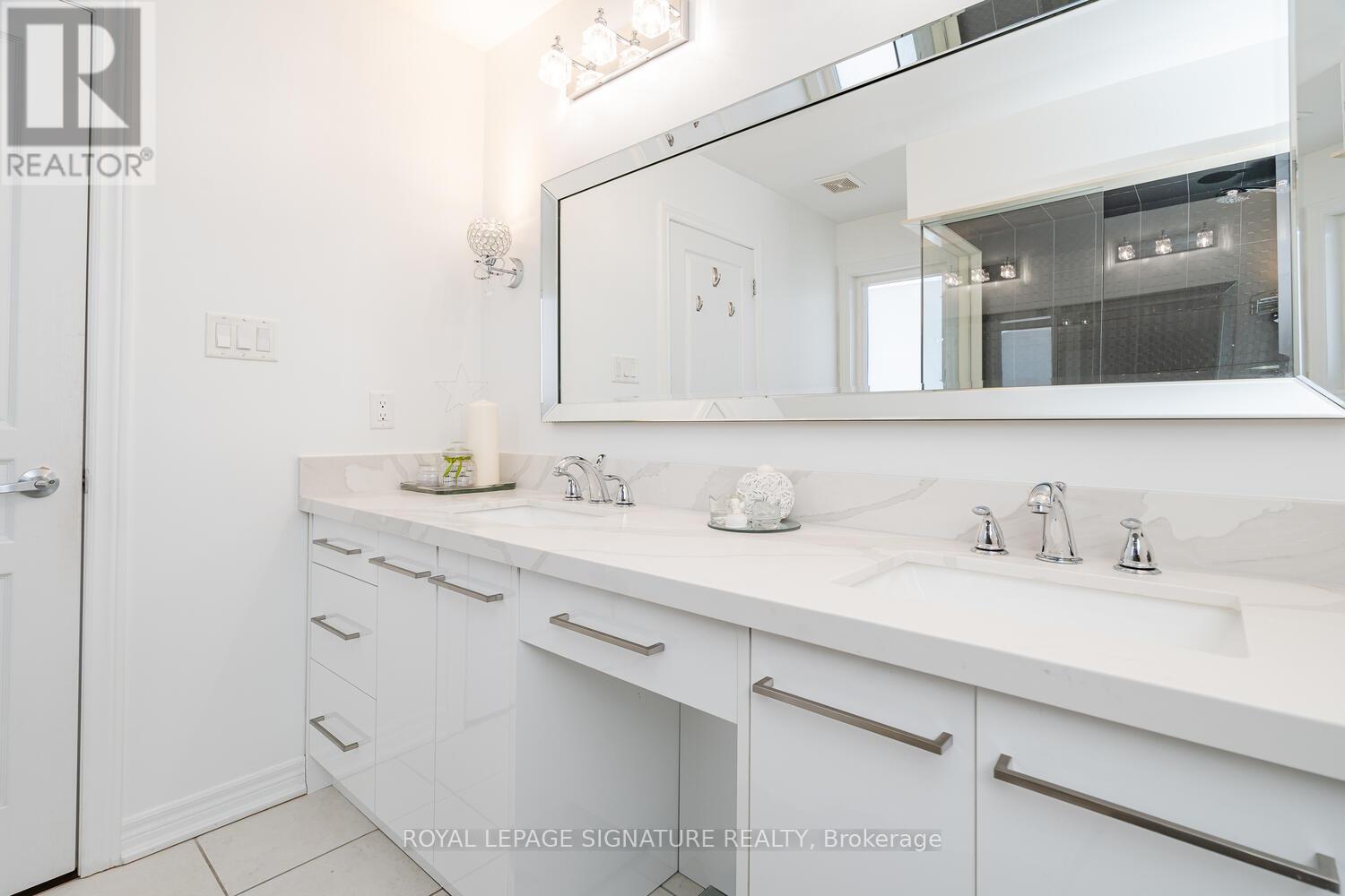 14 Yang Street, Richmond Hill, Ontario  L4E 0M6 - Photo 24 - N13006370