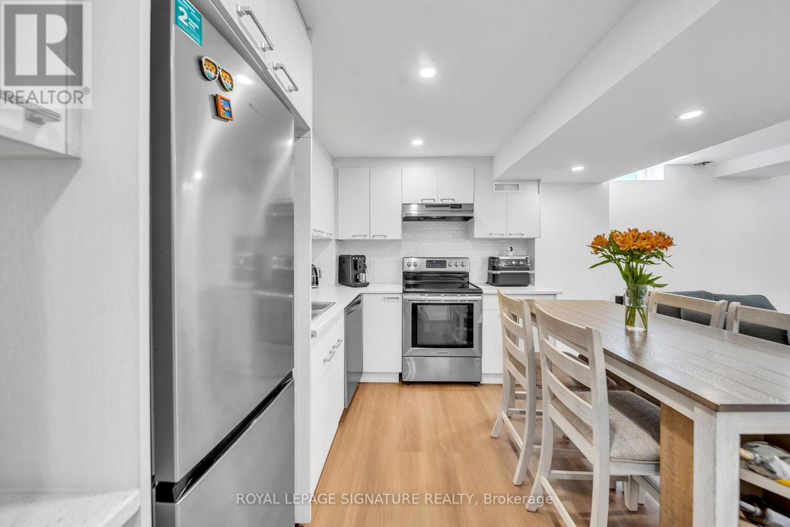 14 Yang Street, Richmond Hill, Ontario  L4E 0M6 - Photo 38 - N13006370