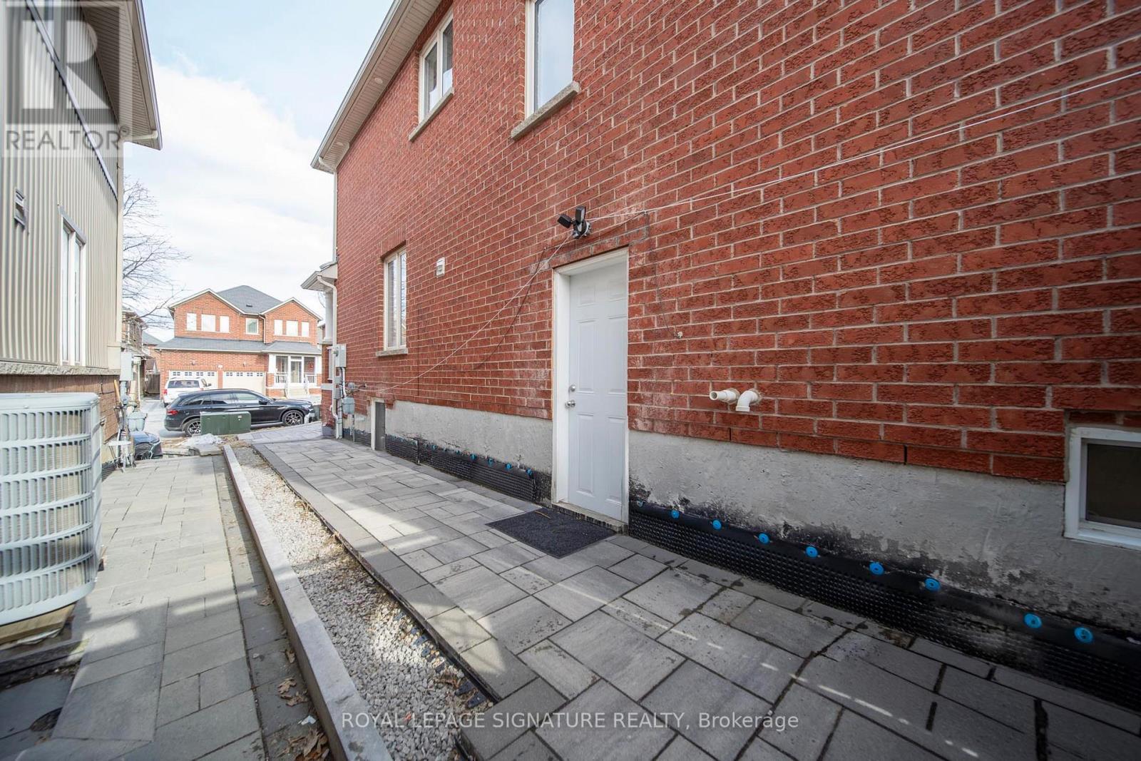 14 Yang Street, Richmond Hill, Ontario  L4E 0M6 - Photo 48 - N13006370