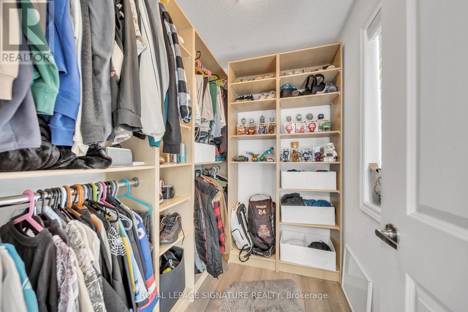 17 Roderick Court, Richmond Hill, Ontario  L4E 0B4 - Photo 42 - N13006456