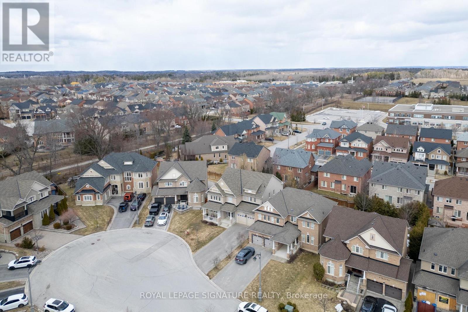 17 Roderick Court, Richmond Hill, Ontario  L4E 0B4 - Photo 49 - N13006456