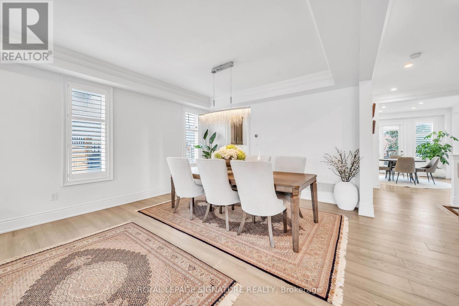 17 Roderick Court, Richmond Hill, Ontario  L4E 0B4 - Photo 8 - N13006456