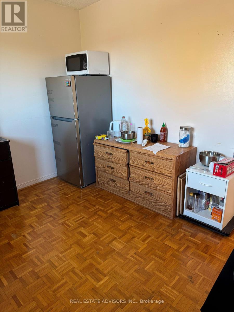 103 Belmont Crescent, Vaughan, Ontario  L6A 1L7 - Photo 5 - N13006480