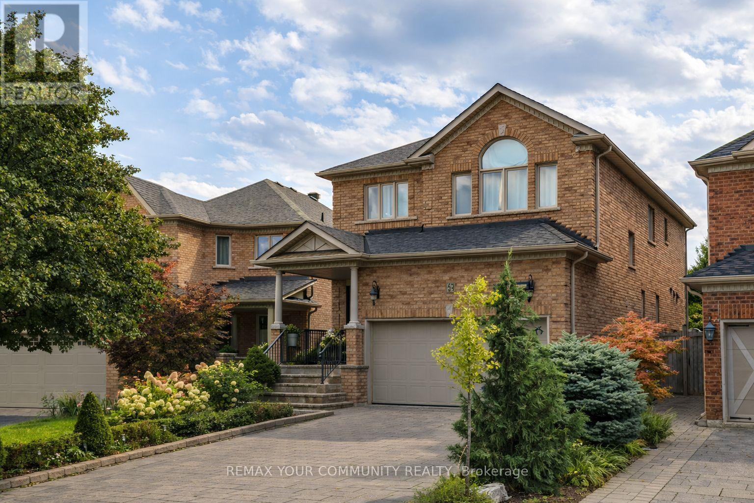 42 SANDY POINT DRIVE, Richmond Hill, Ontario