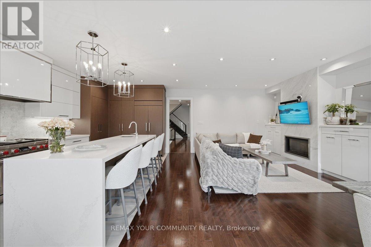 42 Sandy Point Drive, Richmond Hill, Ontario  L4S 2W7 - Photo 12 - N13006556