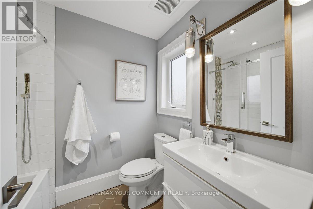 42 Sandy Point Drive, Richmond Hill, Ontario  L4S 2W7 - Photo 28 - N13006556