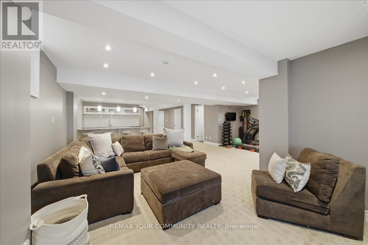 42 Sandy Point Drive, Richmond Hill, Ontario  L4S 2W7 - Photo 35 - N13006556