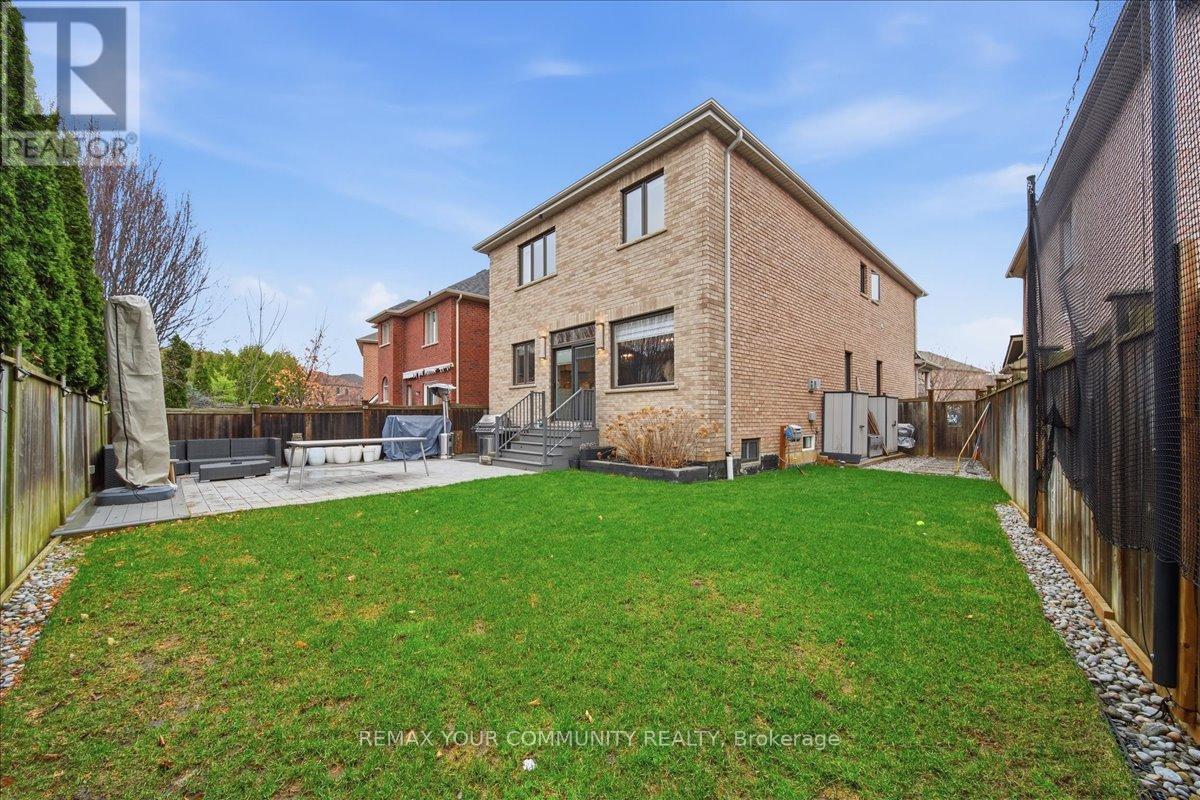 42 Sandy Point Drive, Richmond Hill, Ontario  L4S 2W7 - Photo 40 - N13006556