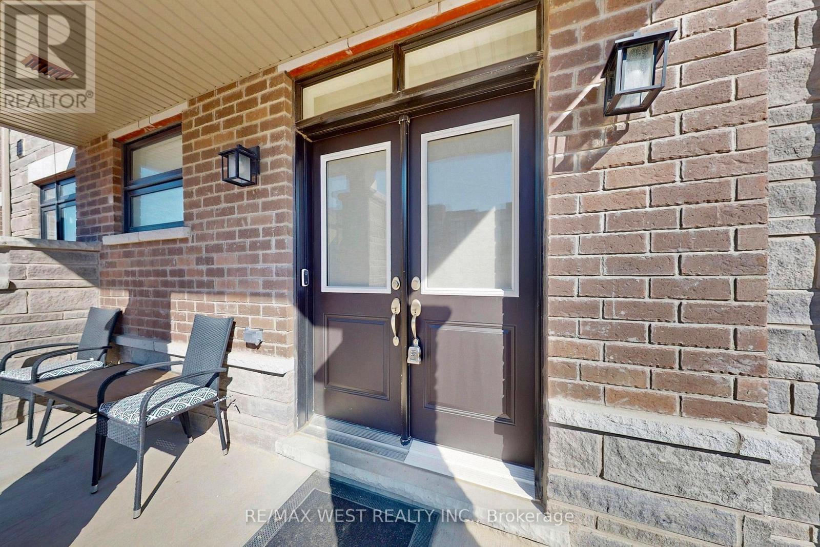 4 Haldimand Street, Vaughan, Ontario  L4H 5J5 - Photo 4 - N13006690