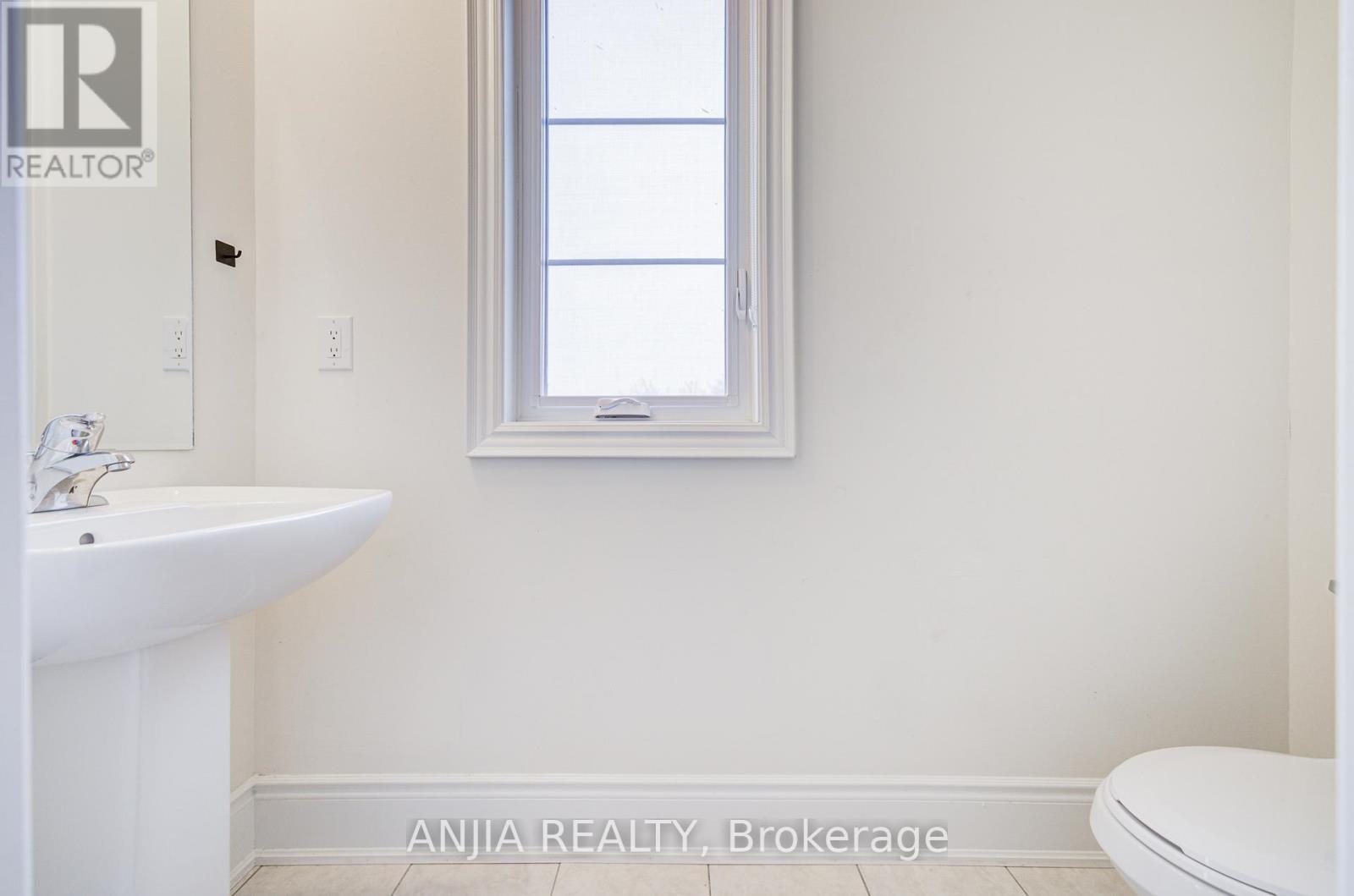 329 Swan Park Road, Markham, Ontario  L6E 0H5 - Photo 13 - N13006694