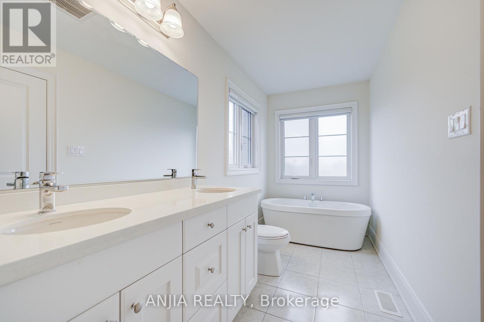 329 Swan Park Road, Markham, Ontario  L6E 0H5 - Photo 27 - N13006694