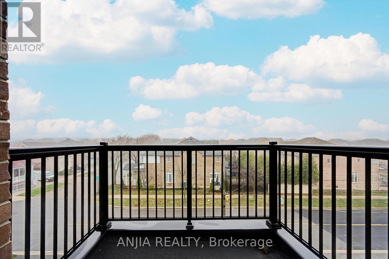 329 Swan Park Road, Markham, Ontario  L6E 0H5 - Photo 32 - N13006694