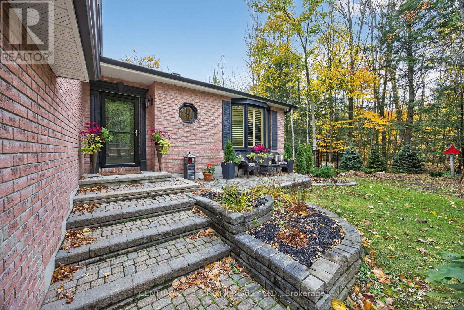 4737 12 Line N, Oro-Medonte, Ontario  L0K 1E0 - Photo 6 - S13006376