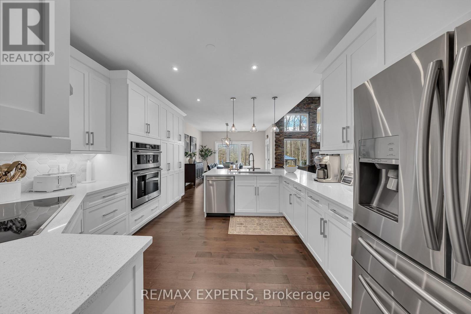 1215 Seadon Road, Springwater, Ontario  L9X 1V5 - Photo 16 - S13006420