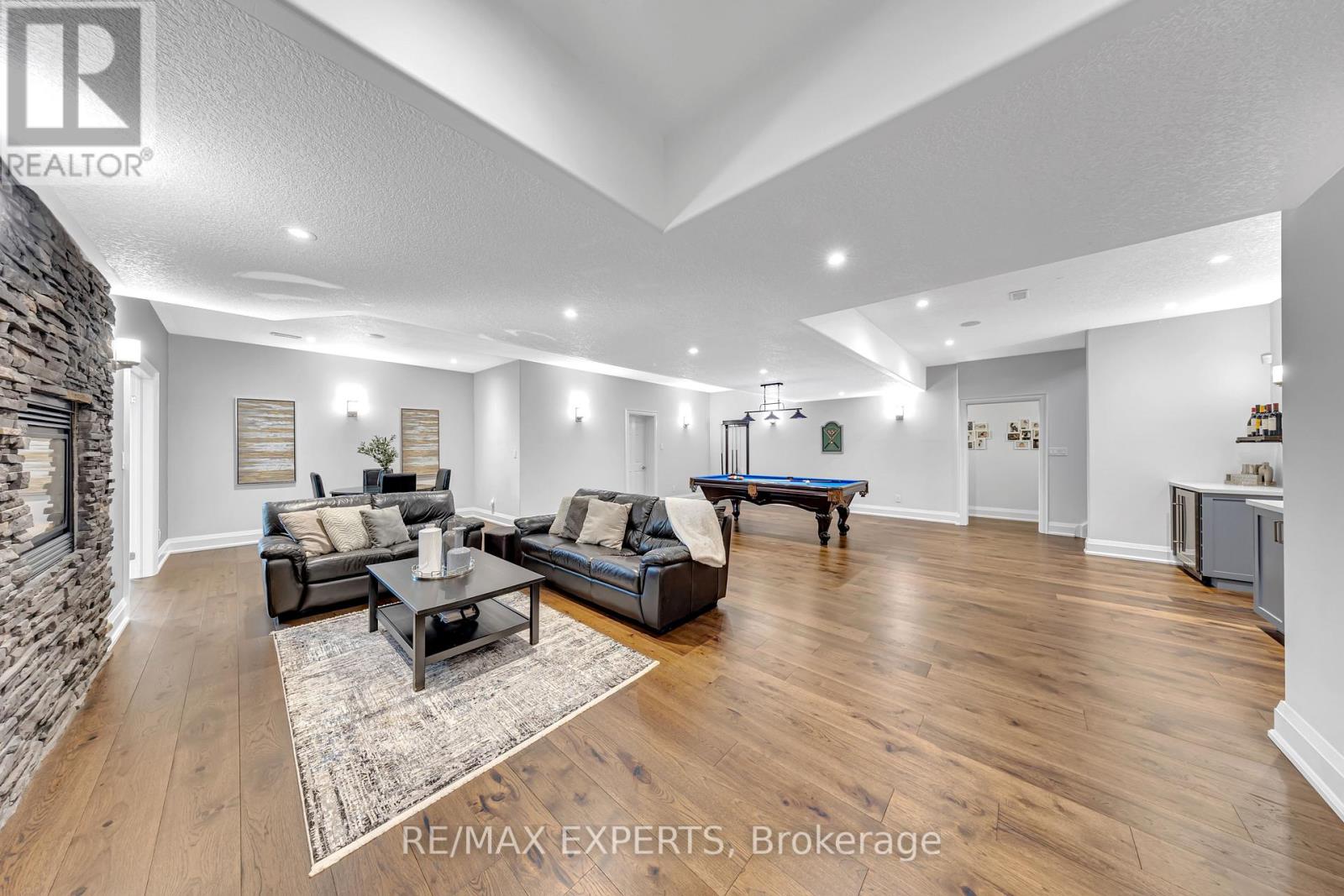 1215 Seadon Road, Springwater, Ontario  L9X 1V5 - Photo 34 - S13006420