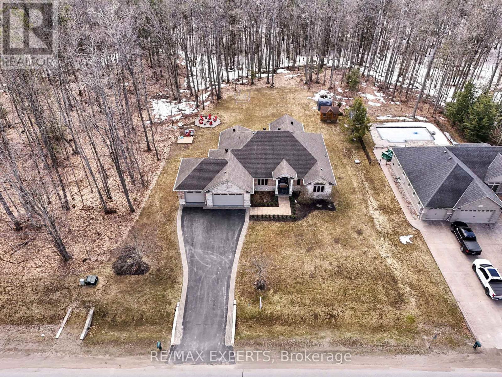 1215 Seadon Road, Springwater, Ontario  L9X 1V5 - Photo 39 - S13006420