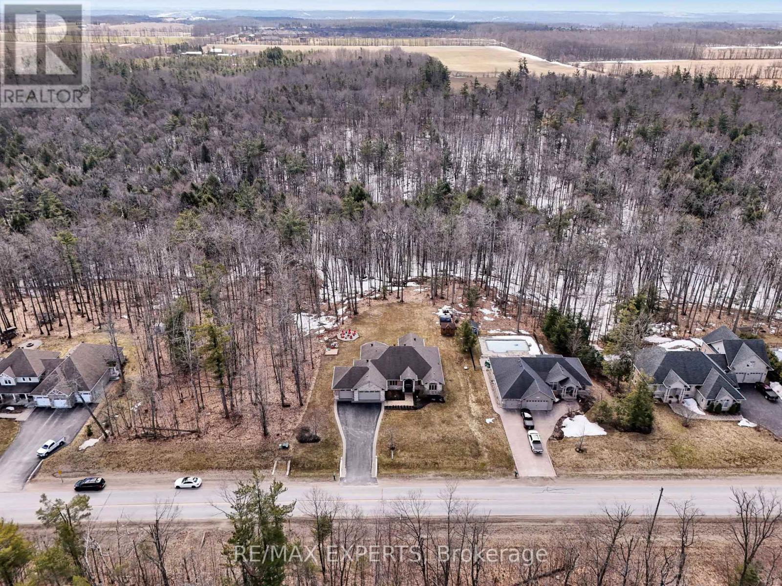 1215 Seadon Road, Springwater, Ontario  L9X 1V5 - Photo 40 - S13006420