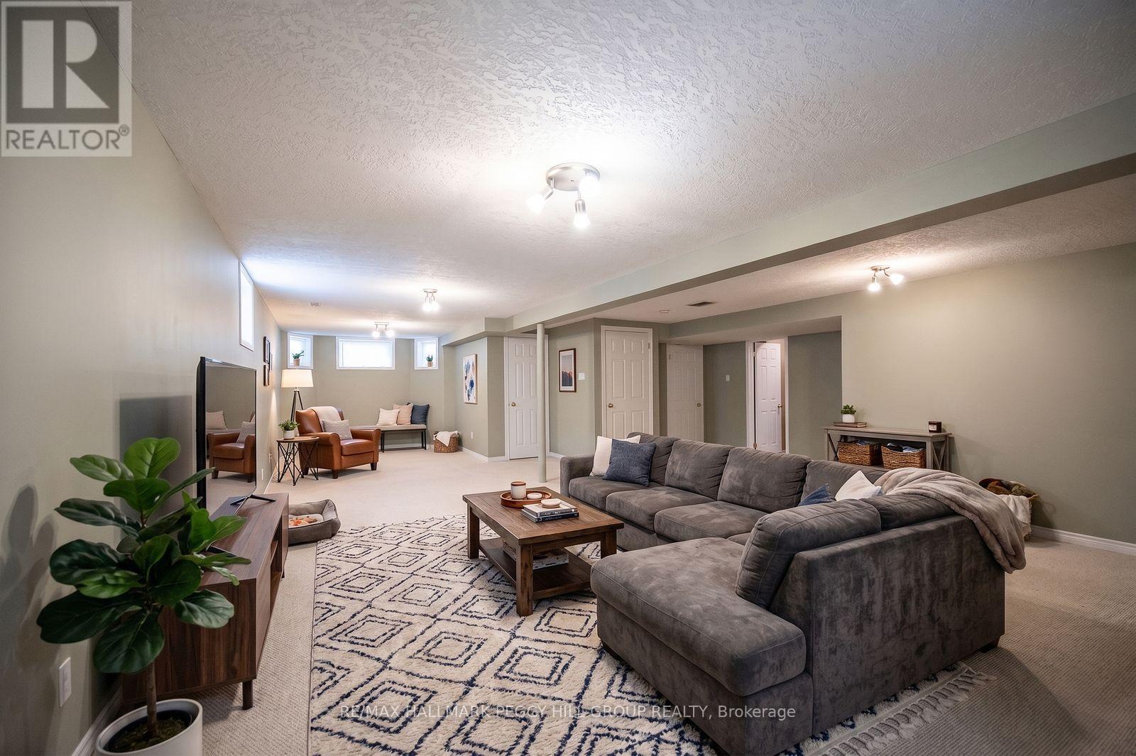 1 Michael Crescent, Barrie (East Bayfield), Ontario  L4M 6Y9 - Photo 11 - S13006532