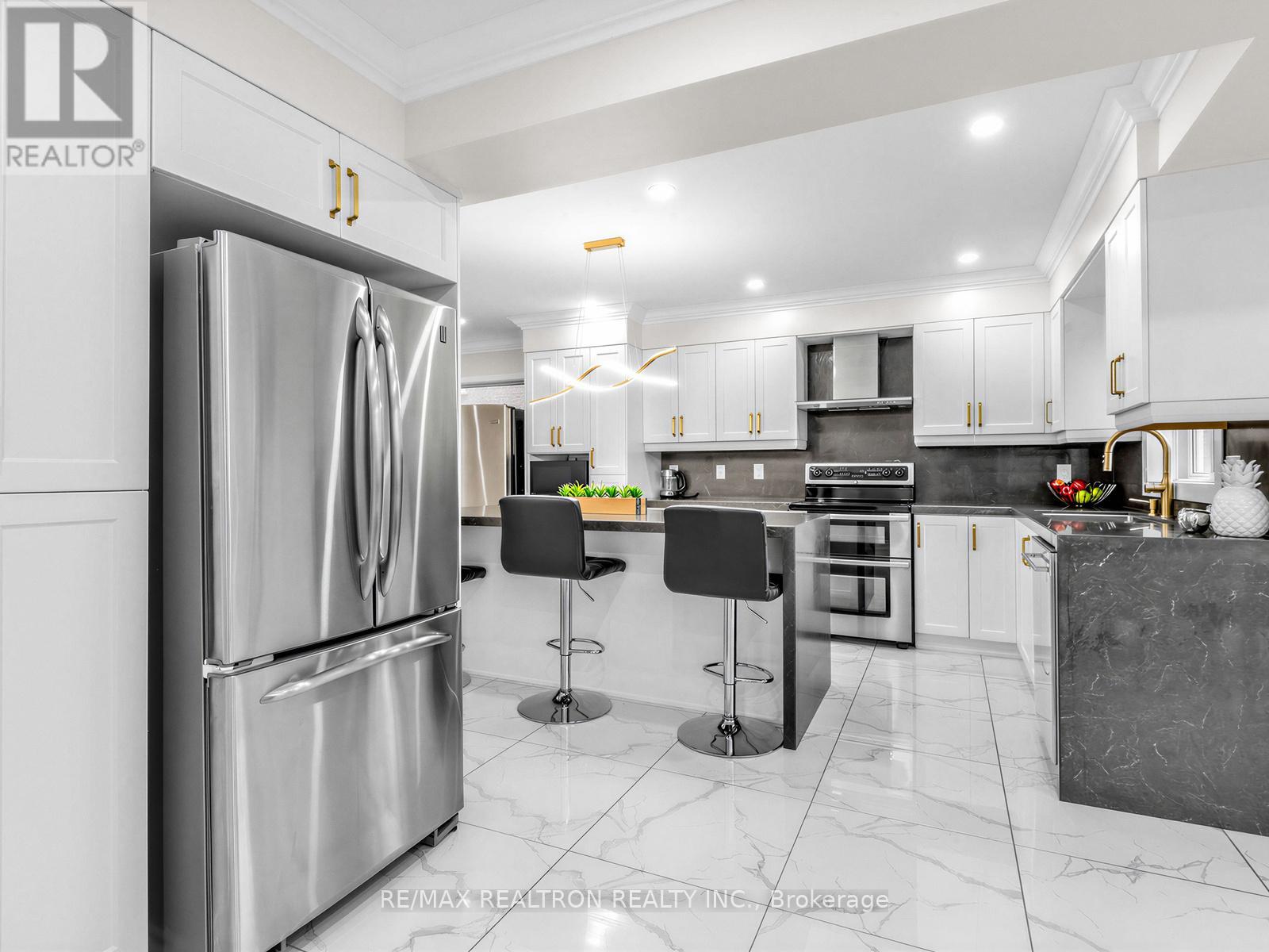 52 Loon Avenue, Barrie, Ontario  L4N 8W6 - Photo 6 - S13006564