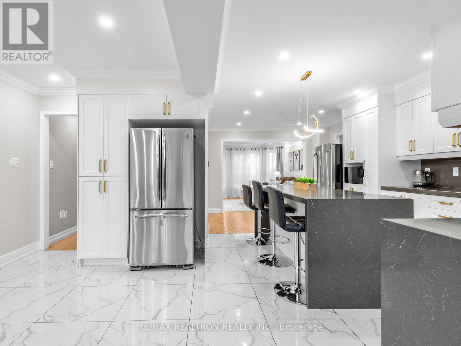 52 Loon Avenue, Barrie, Ontario  L4N 8W6 - Photo 8 - S13006564