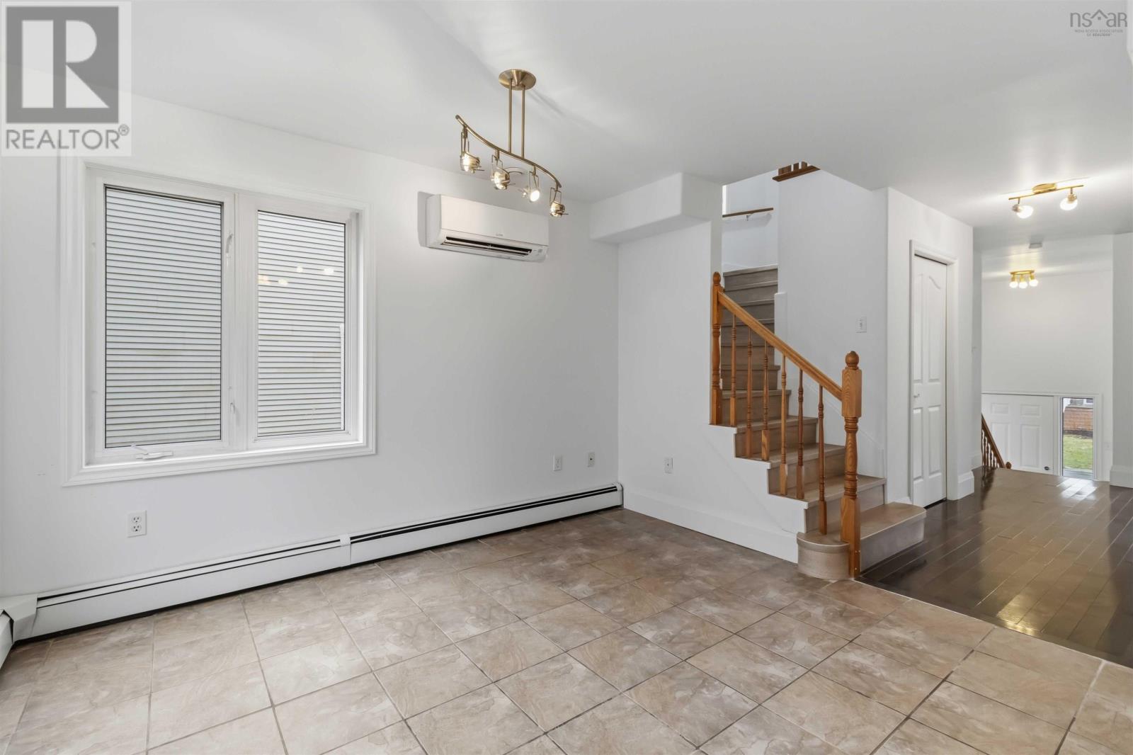 34 Wembley Place, Clayton Park, Nova Scotia  B3S 1E6 - Photo 4 - 202607617