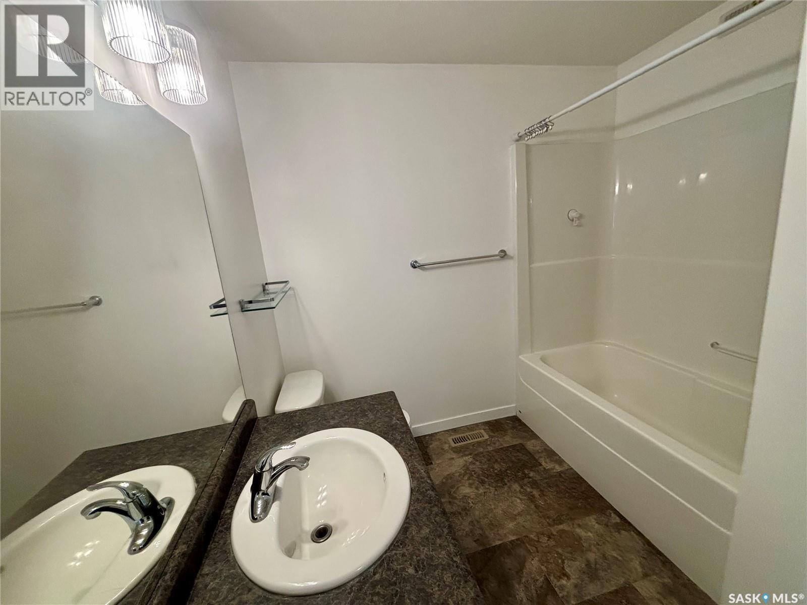 13 5004 James Hill Road, Regina, Saskatchewan  S4W 0E8 - Photo 11 - SK033069