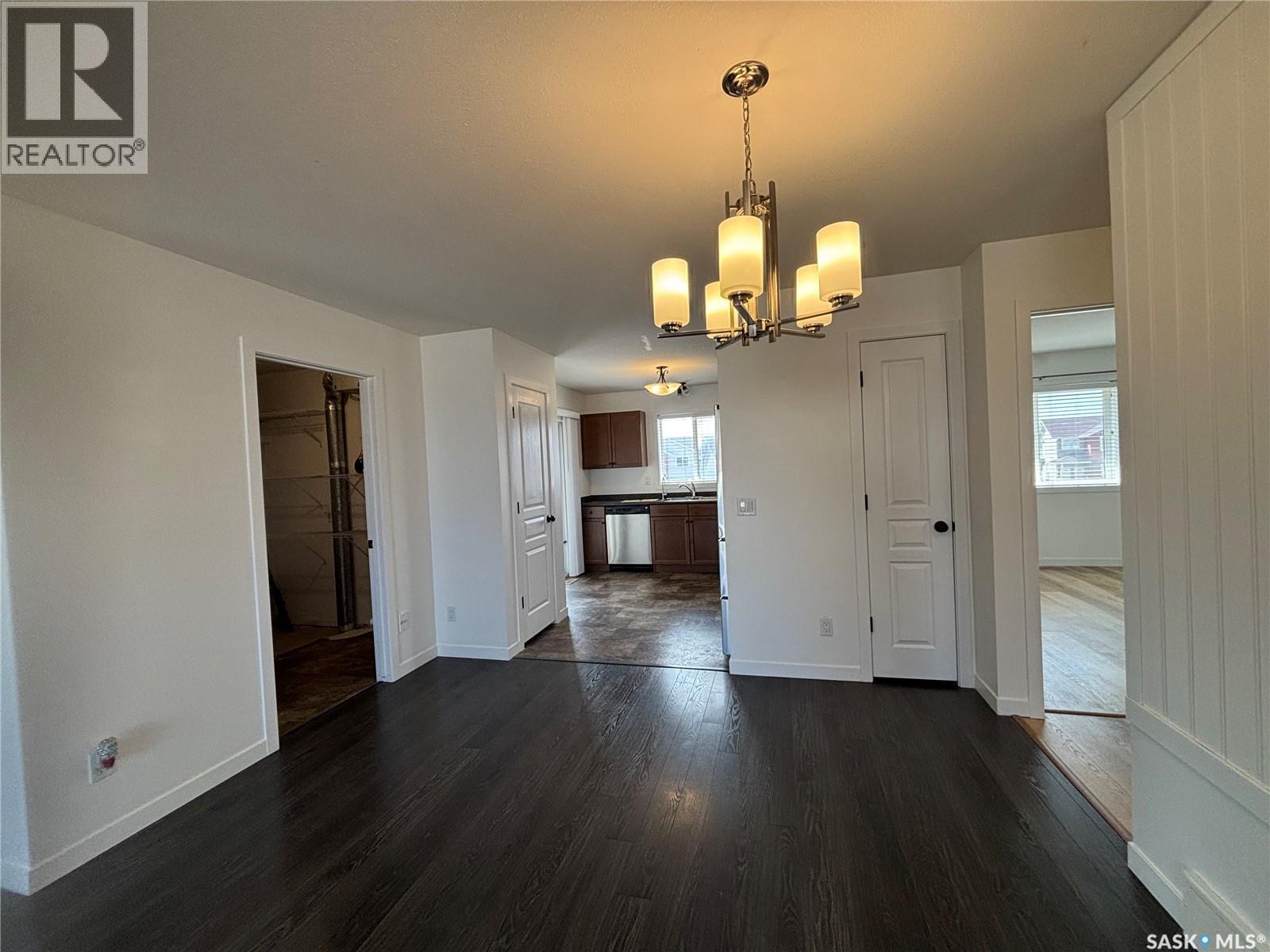 13 5004 James Hill Road, Regina, Saskatchewan  S4W 0E8 - Photo 4 - SK033069