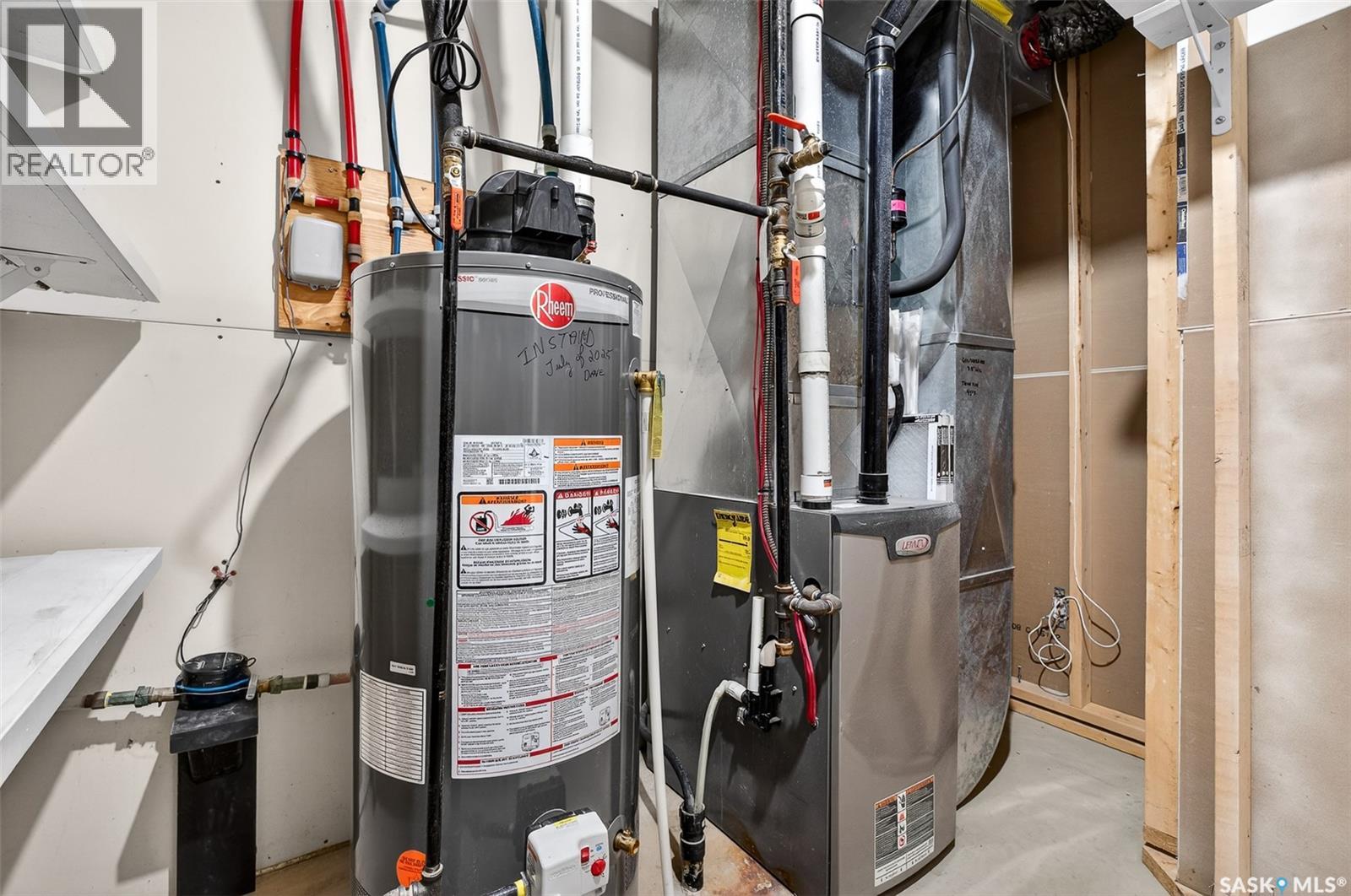 915 Athabasca Street E, Moose Jaw, Saskatchewan  S6H 0M8 - Photo 32 - SK033060