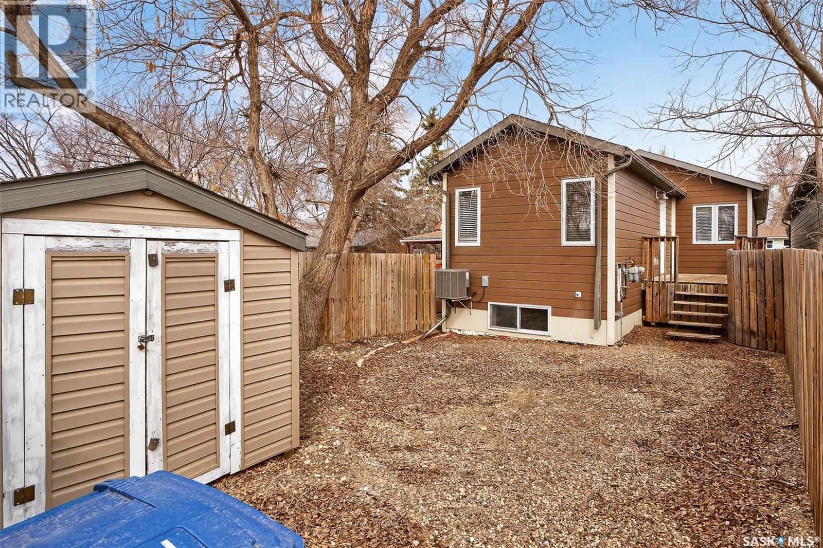 915 Athabasca Street E, Moose Jaw, Saskatchewan  S6H 0M8 - Photo 36 - SK033060