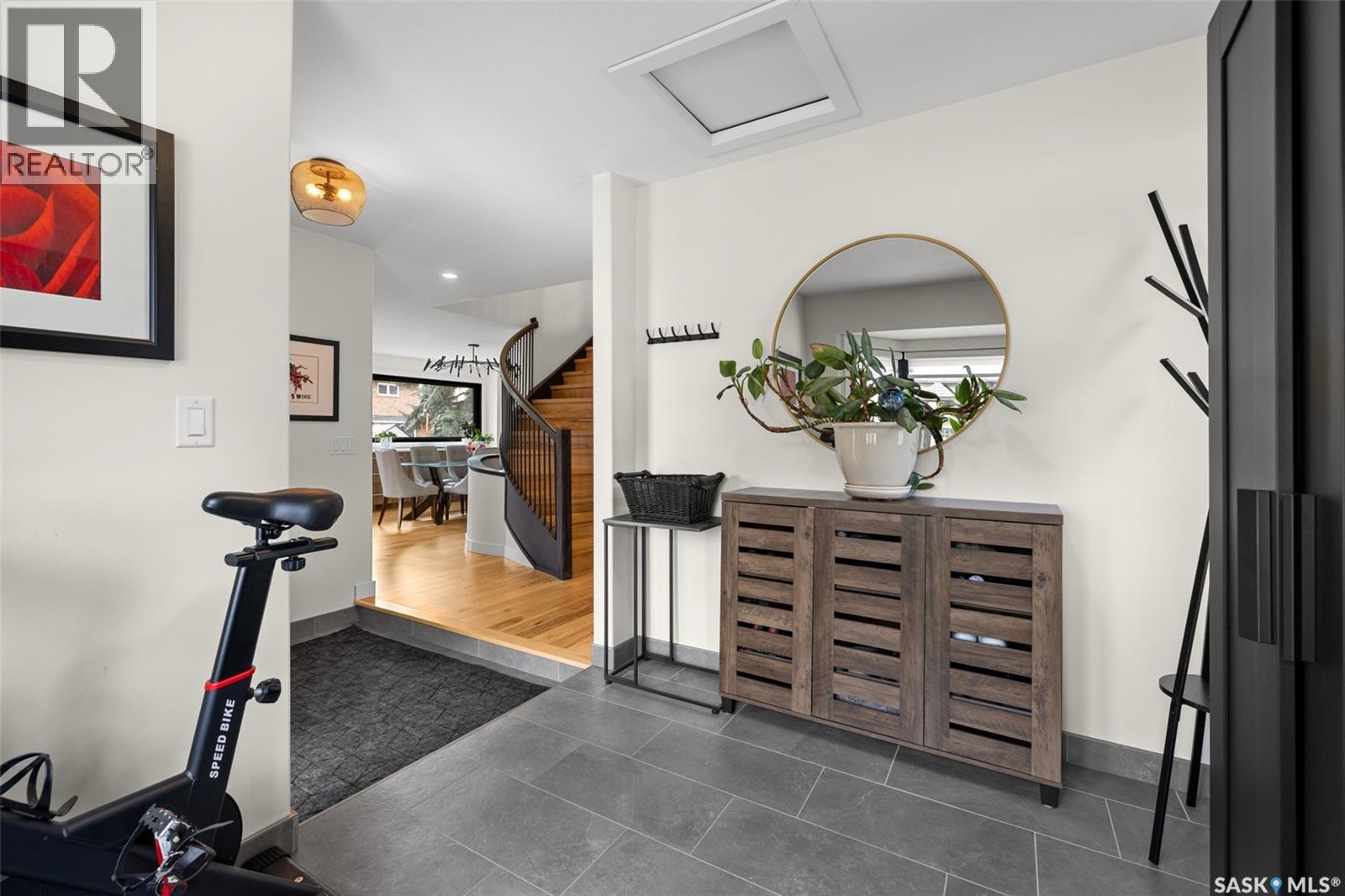 218 Rogers Road, Regina, Saskatchewan  S4S 7C4 - Photo 5 - SK033006