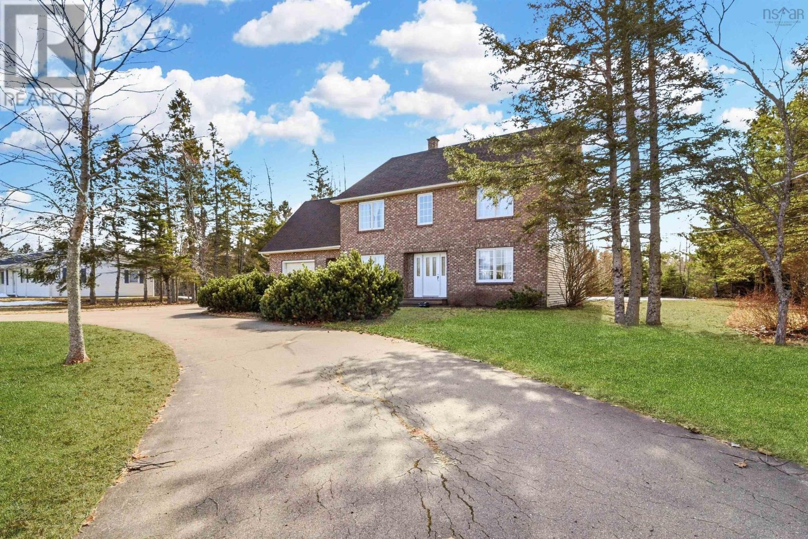 14 Eagle Drive, Valley, Nova Scotia  B6L 2C5 - Photo 2 - 202607626