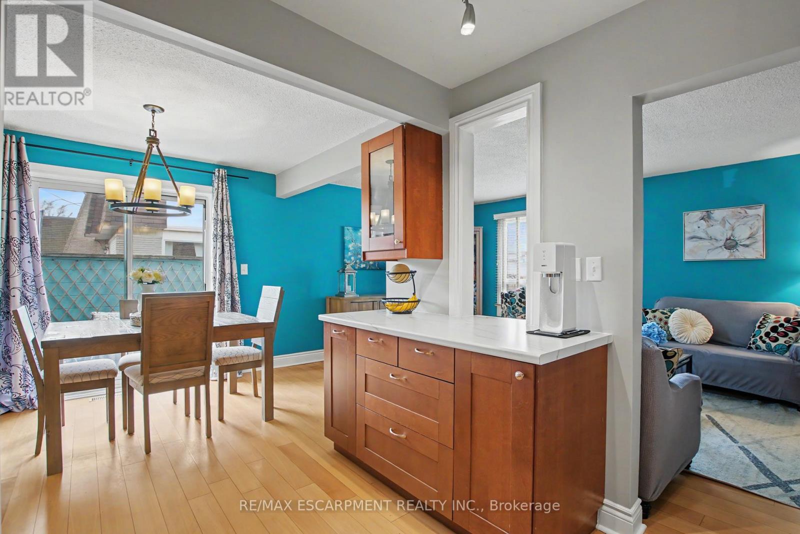 4 - 661 Francis Road, Burlington, Ontario  L7T 3X6 - Photo 9 - W12922708