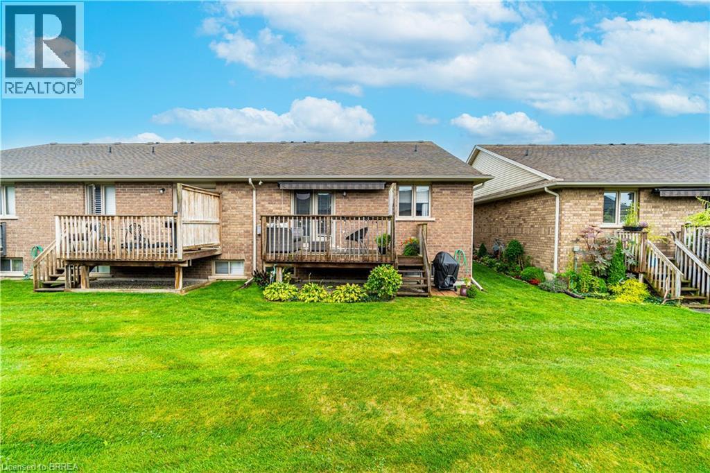 560 Grey Street Unit# 30, Brantford, Ontario  N3S 0C4 - Photo 3 - 40819967