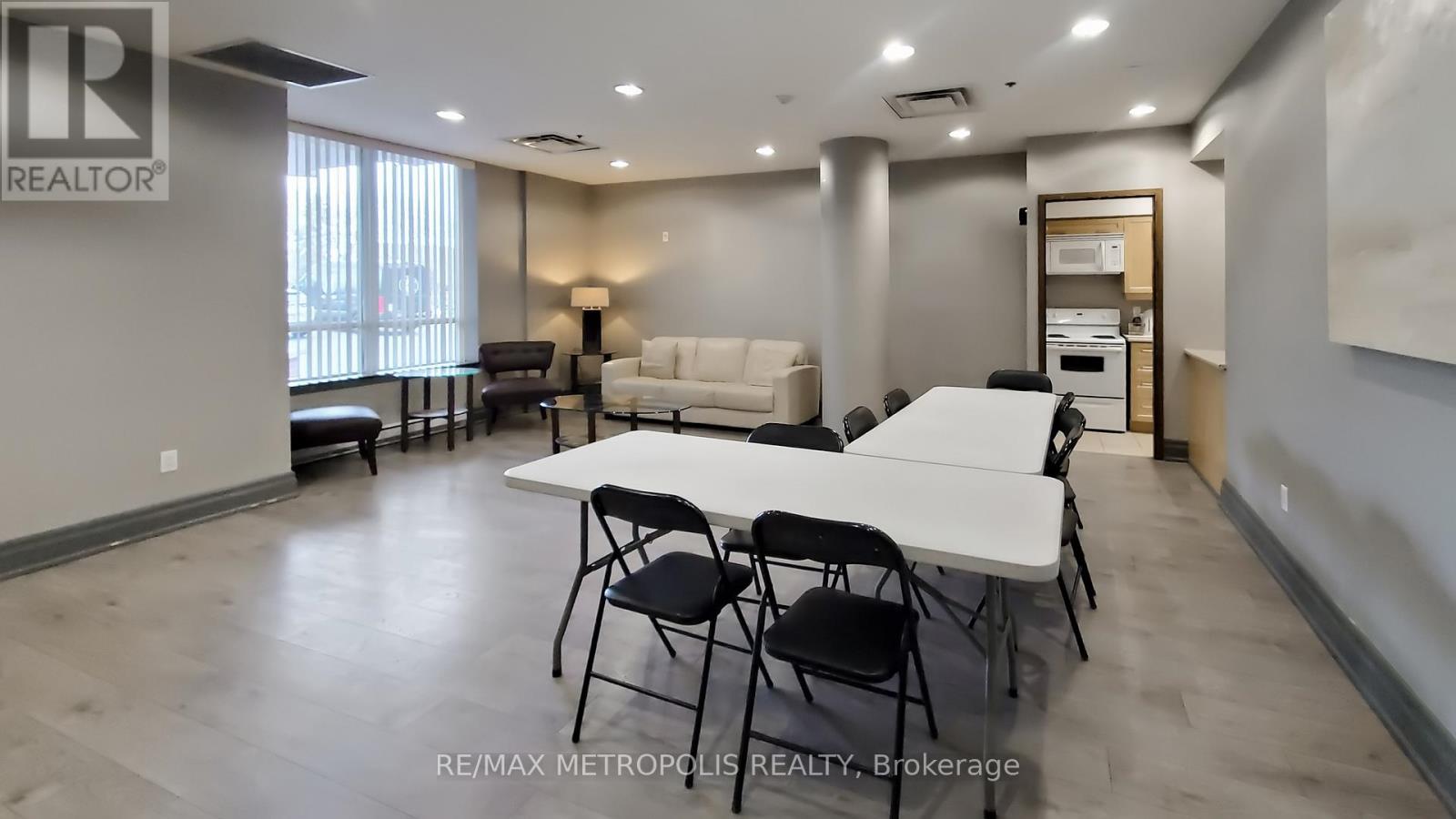 403 - 2772 Keele Street, Toronto, Ontario  M3M 0A3 - Photo 39 - W13003036