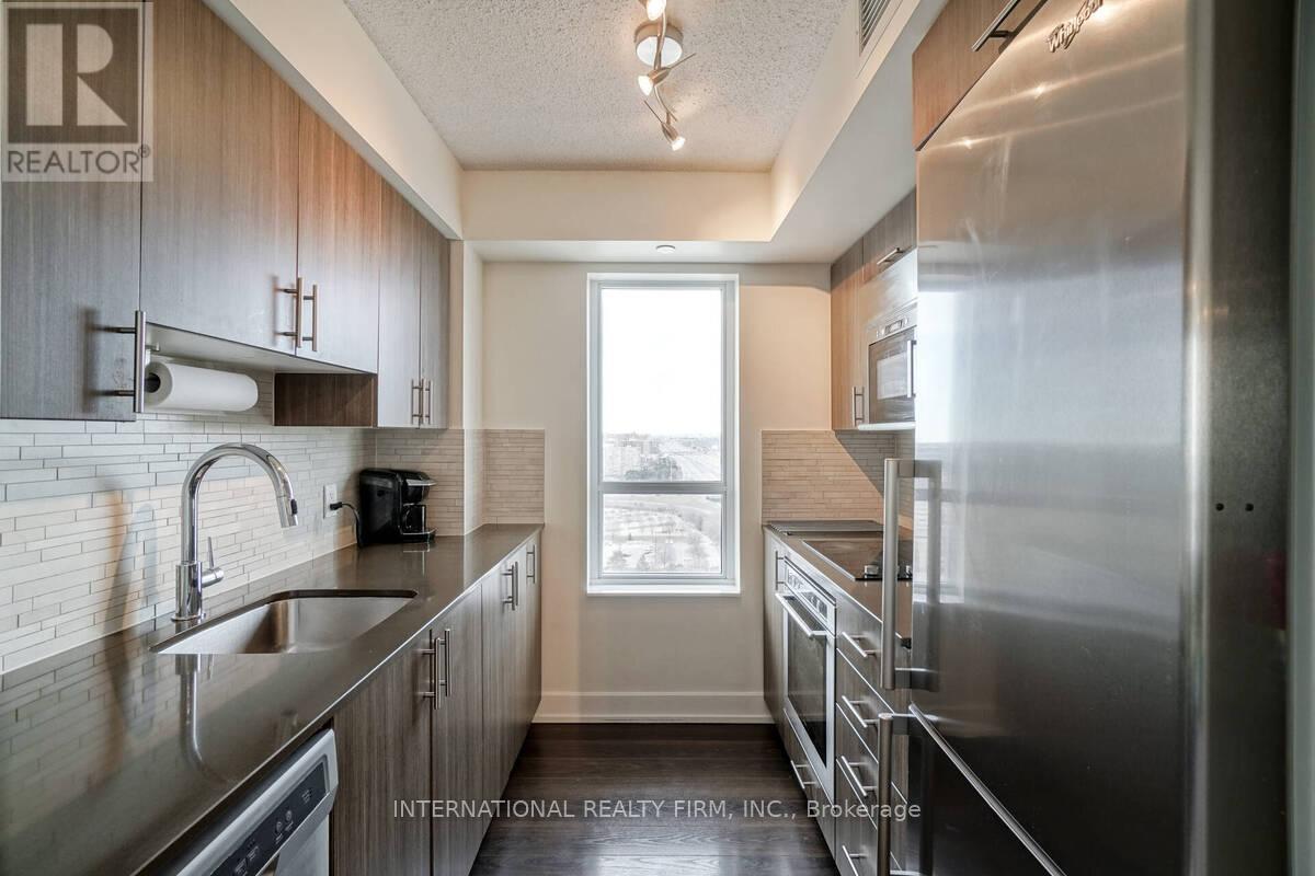 2222 - 2 Eva Road, Toronto, Ontario  M9C 0A9 - Photo 11 - W13006340