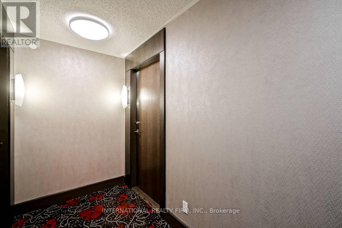 2222 - 2 Eva Road, Toronto, Ontario  M9C 0A9 - Photo 6 - W13006340