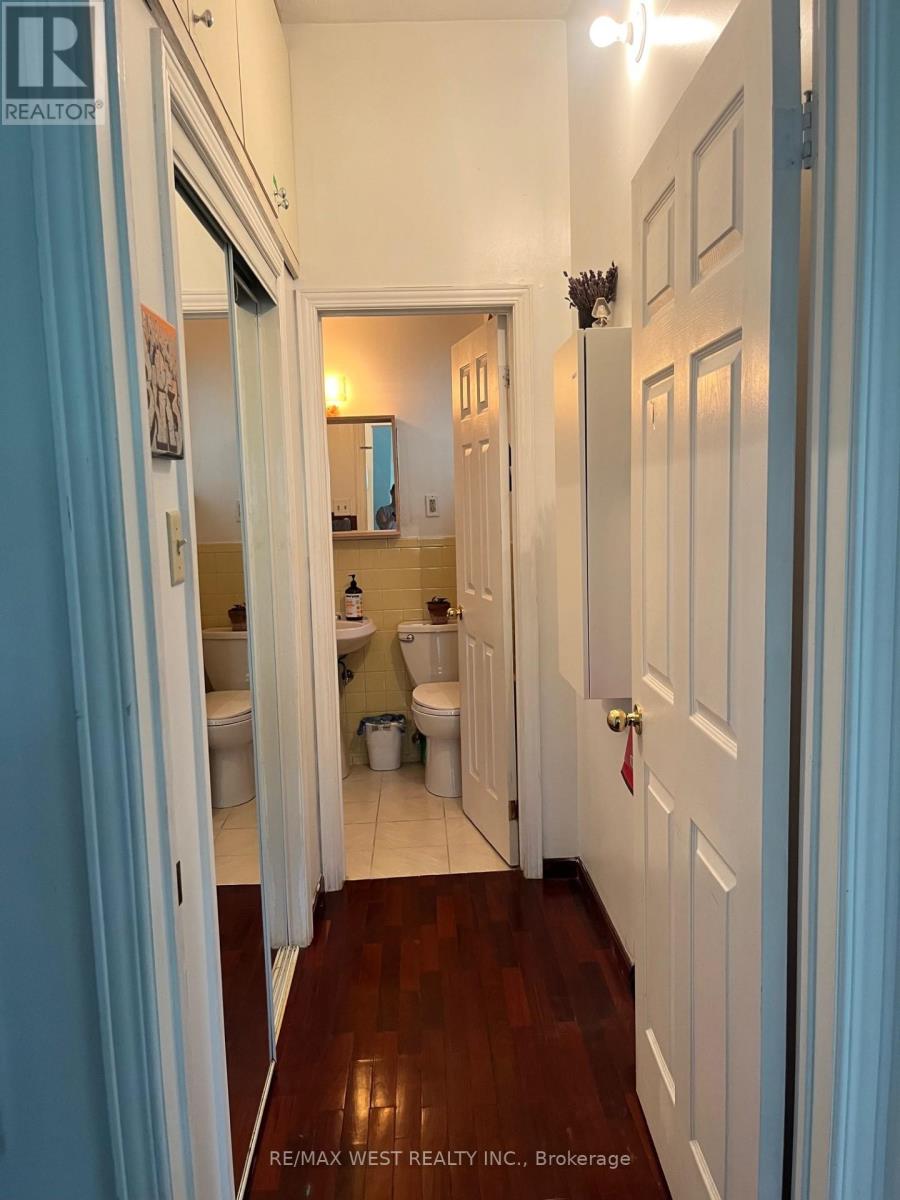 2 - 96 Springhurst Avenue, Toronto, Ontario  M6K 1C1 - Photo 11 - W13006342