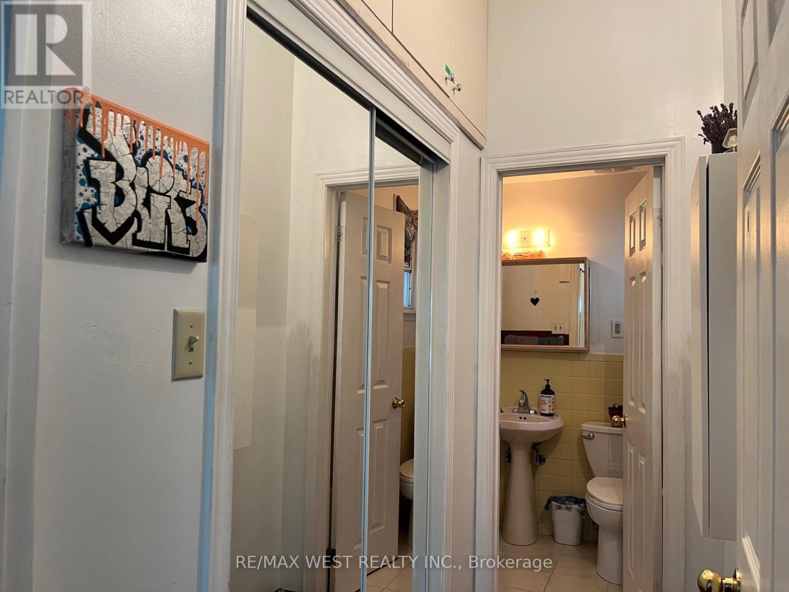 2 - 96 Springhurst Avenue, Toronto, Ontario  M6K 1C1 - Photo 12 - W13006342