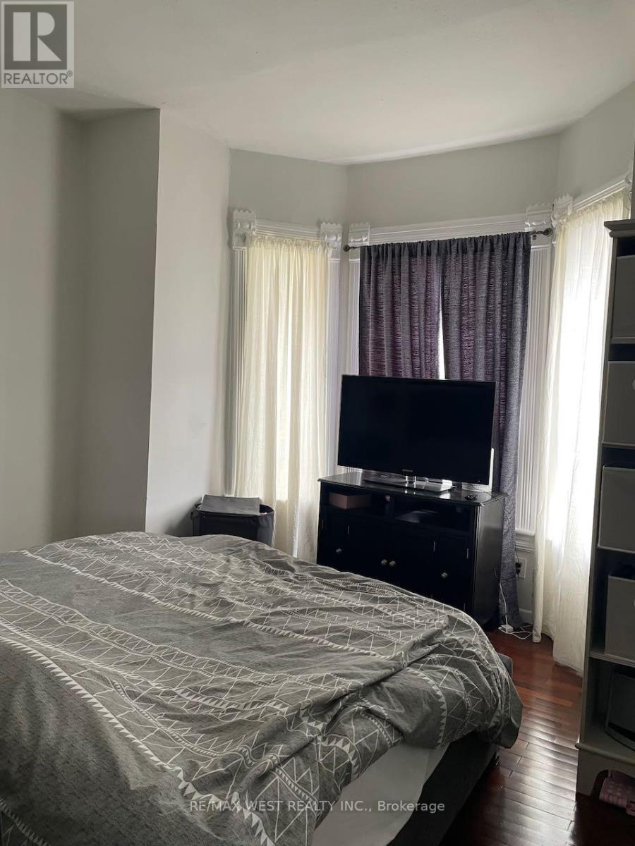 2 - 96 Springhurst Avenue, Toronto, Ontario  M6K 1C1 - Photo 8 - W13006342