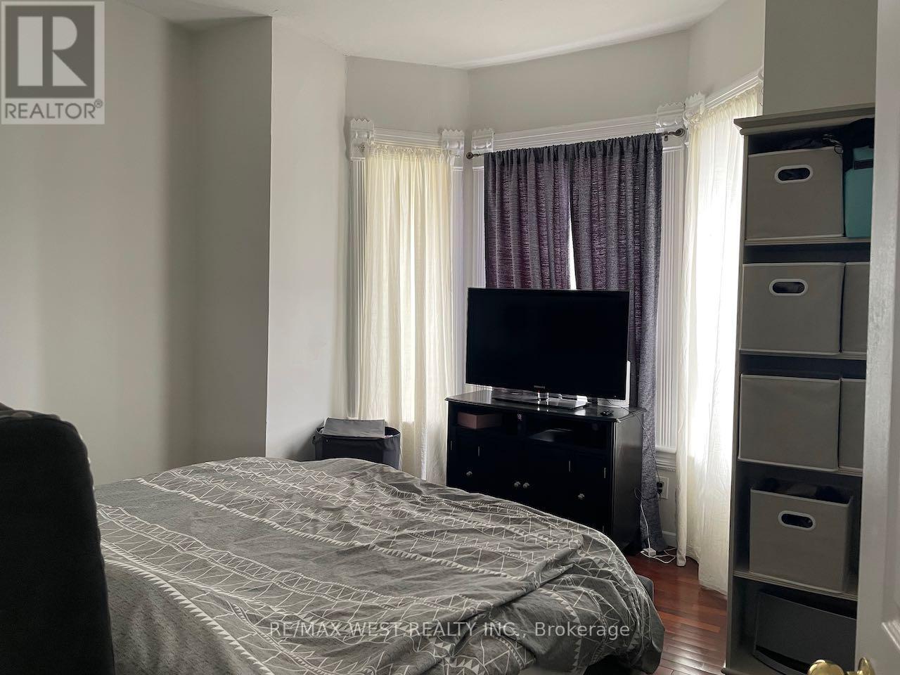 2 - 96 Springhurst Avenue, Toronto, Ontario  M6K 1C1 - Photo 9 - W13006342