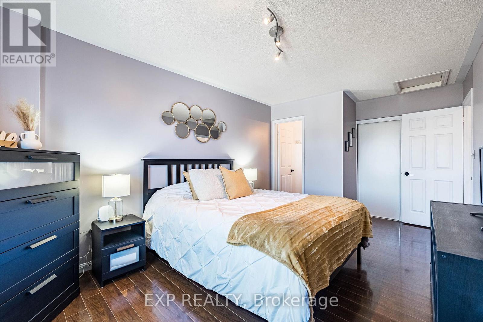 53 Sweetwood Circle, Brampton, Ontario  L7A 2X7 - Photo 23 - W13006352