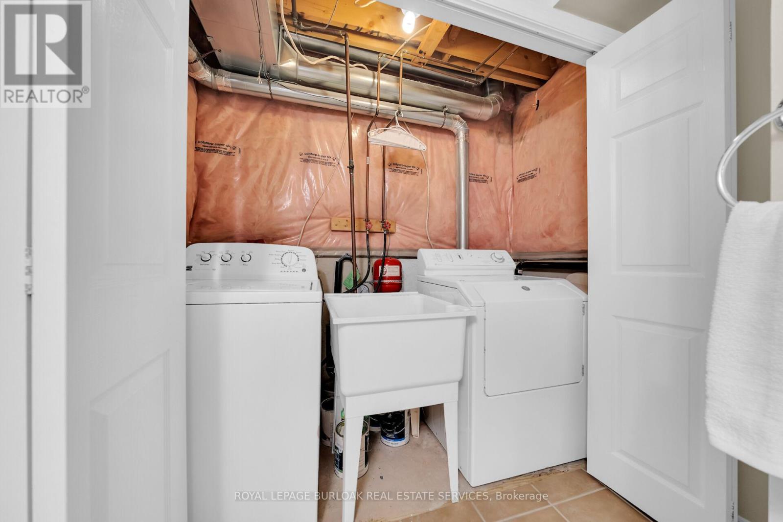 41 - 300 Ravineview Way, Oakville, Ontario  L6H 7J2 - Photo 36 - W13006362