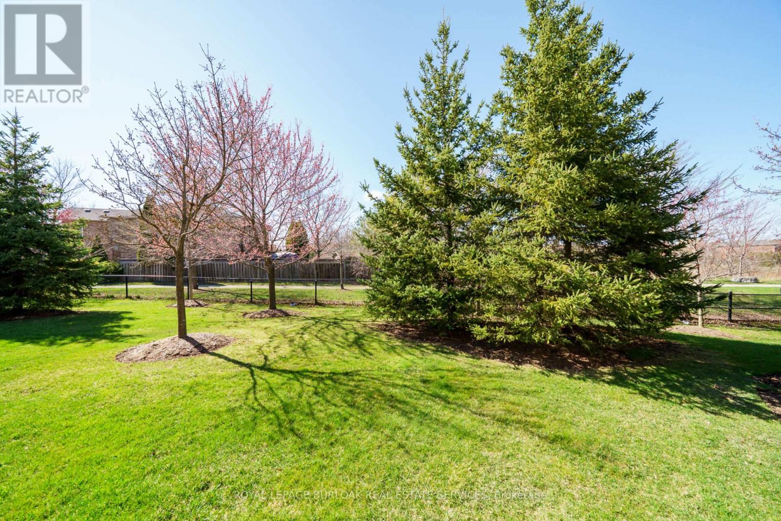 41 - 300 Ravineview Way, Oakville, Ontario  L6H 7J2 - Photo 41 - W13006362