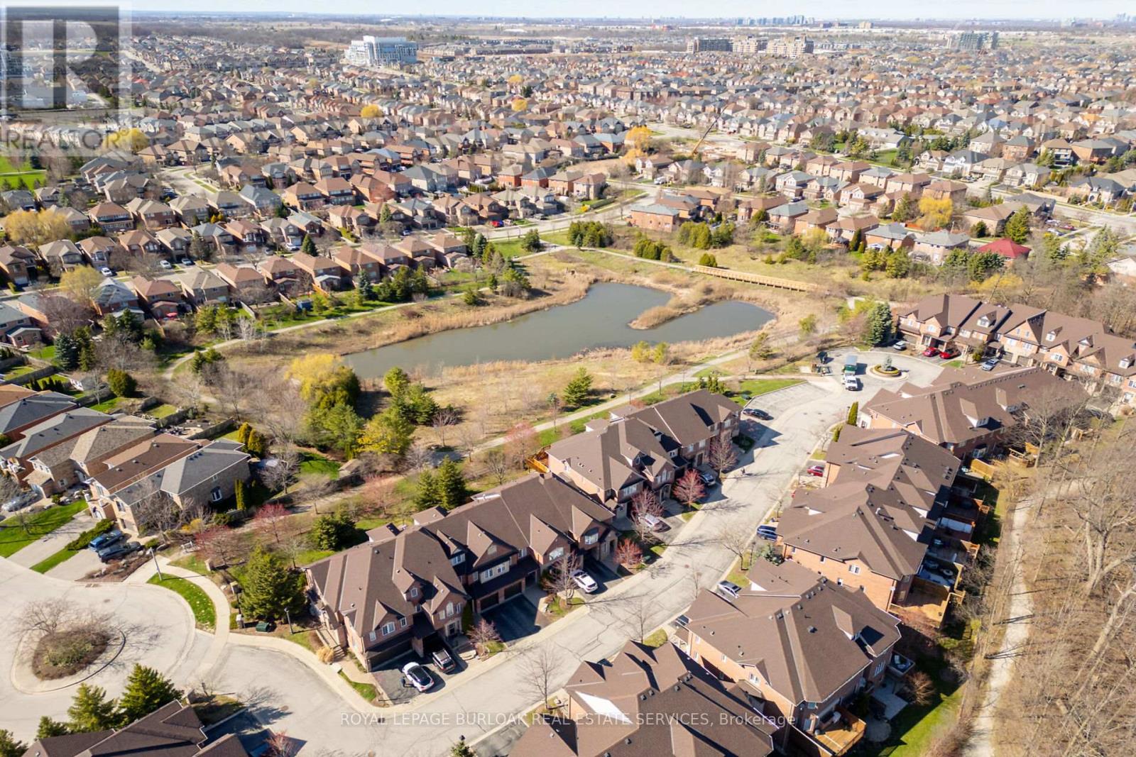 41 - 300 Ravineview Way, Oakville, Ontario  L6H 7J2 - Photo 49 - W13006362