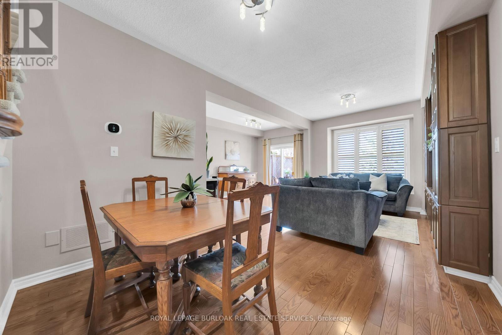 41 - 300 Ravineview Way, Oakville, Ontario  L6H 7J2 - Photo 7 - W13006362