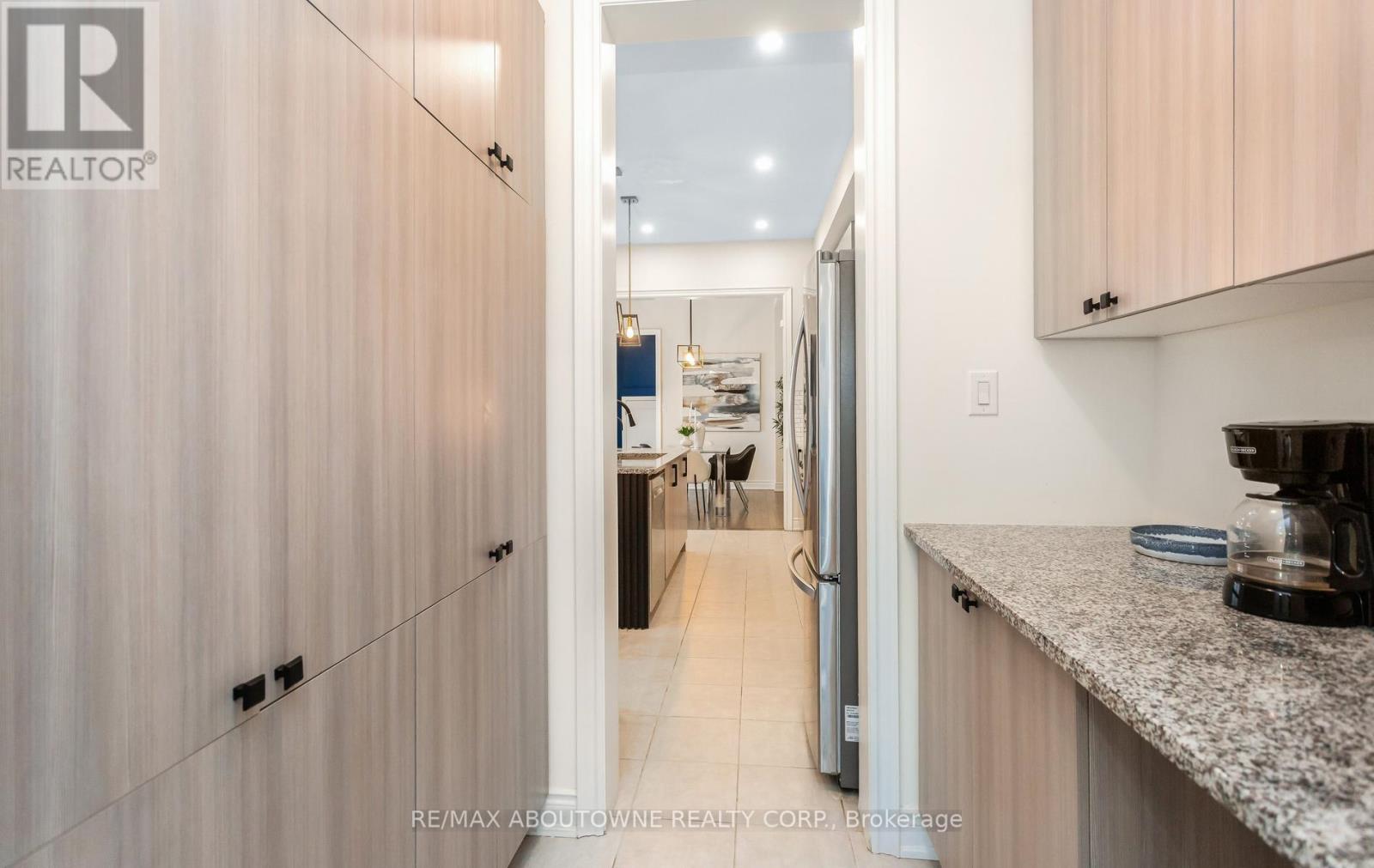 3294 Millicent Avenue, Oakville, Ontario  L6M 4P5 - Photo 18 - W13006390