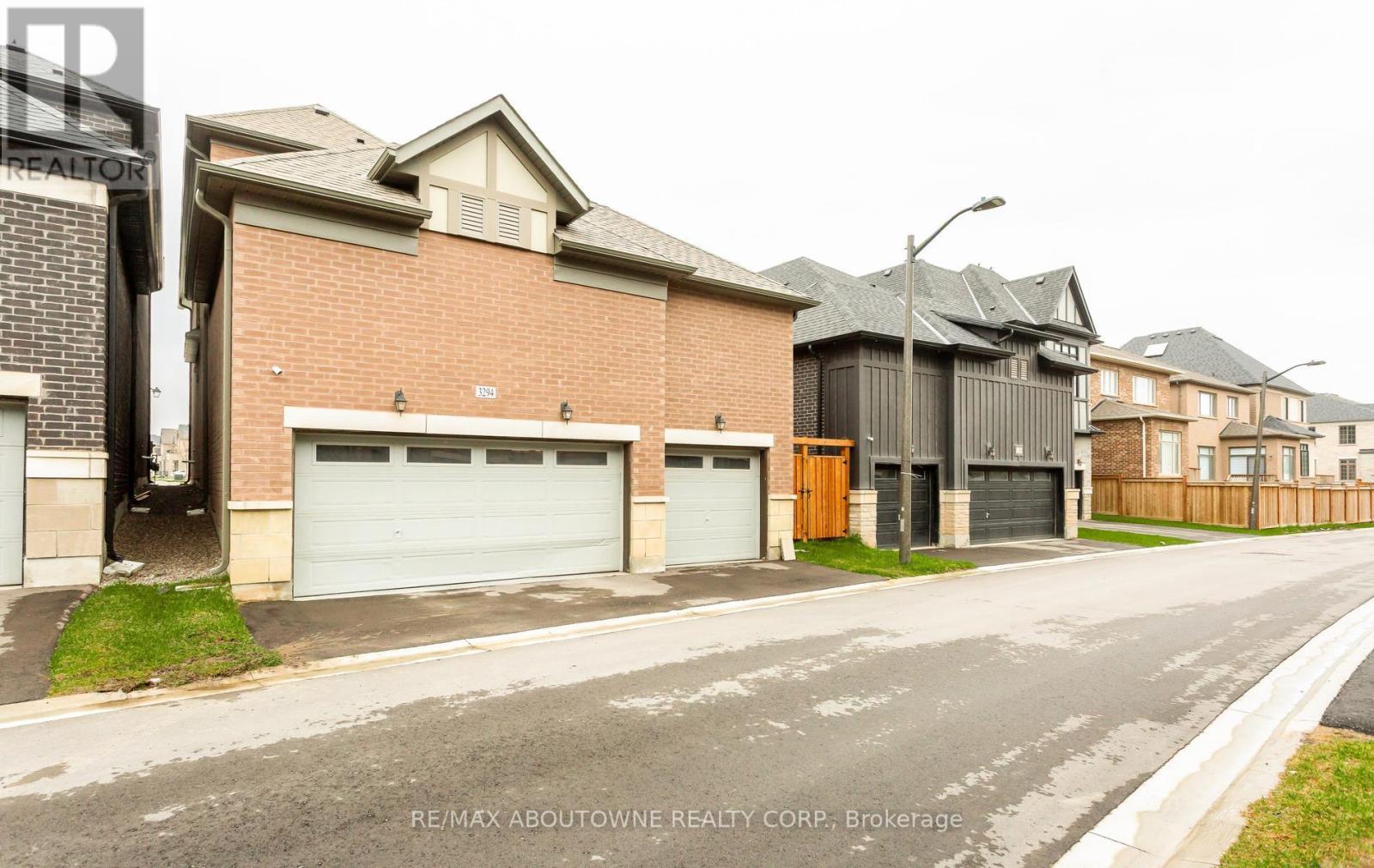 3294 Millicent Avenue, Oakville, Ontario  L6M 4P5 - Photo 41 - W13006390