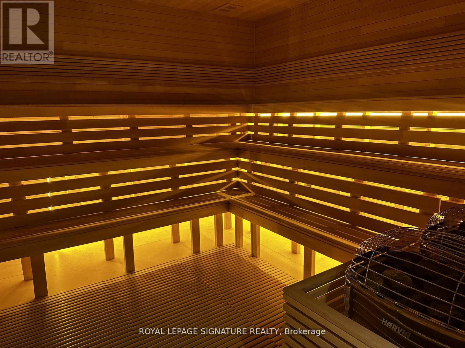 213 - 395 Square One Drive, Mississauga, Ontario  L5B 0P6 - Photo 32 - W13006412