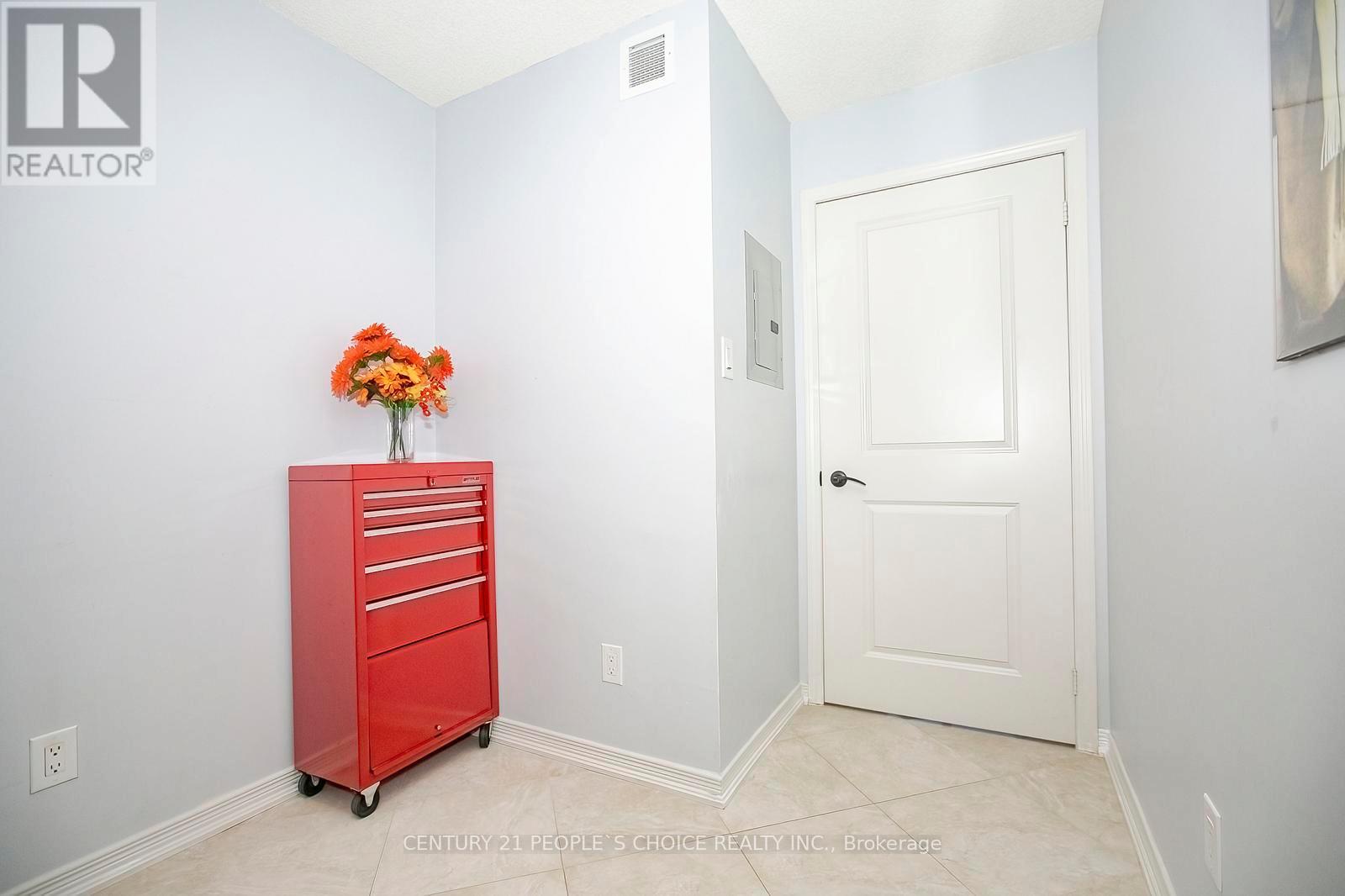 1512 - 9 George Street, Brampton, Ontario  L6X 0T6 - Photo 34 - W13006446