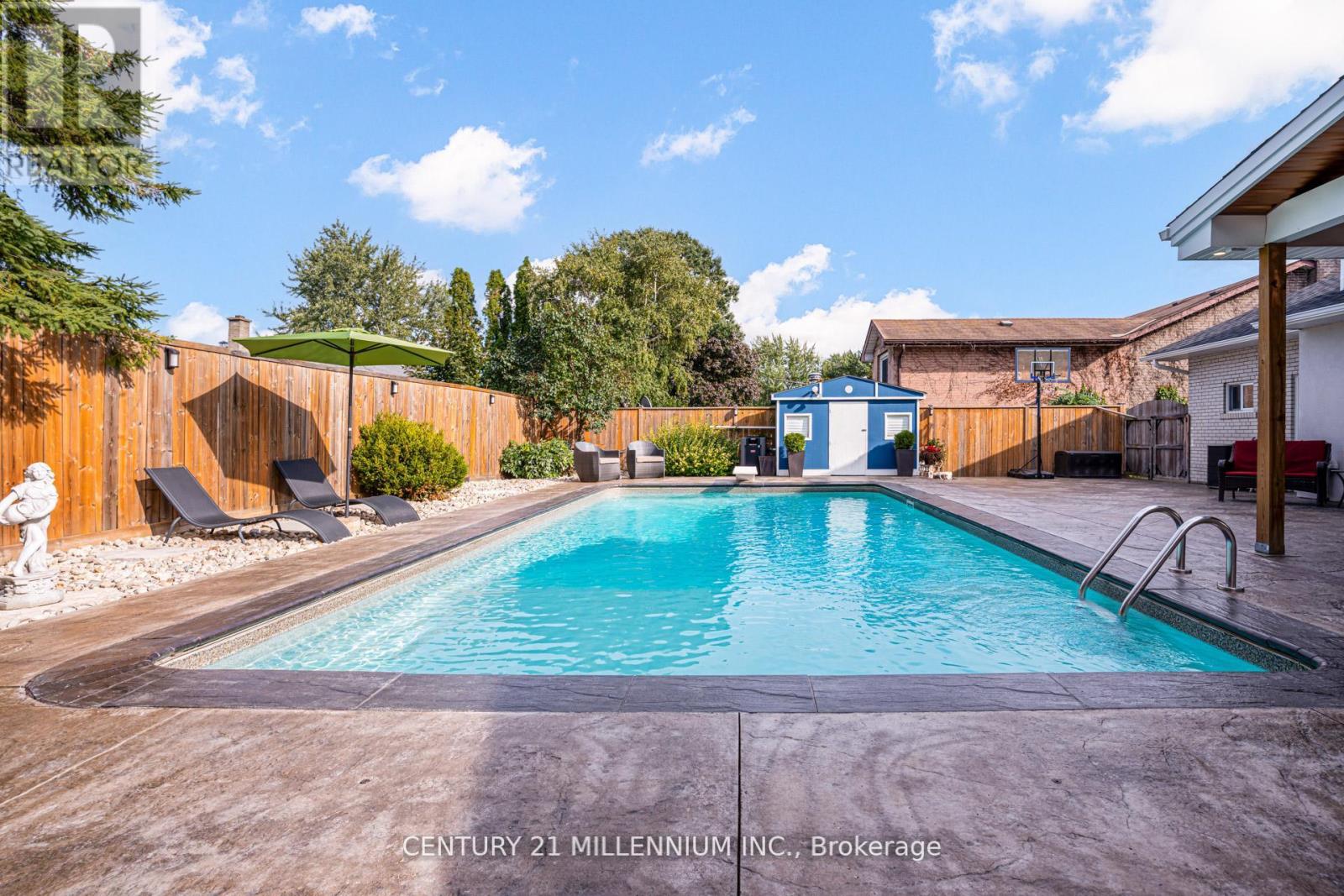 14 Greystone Crescent, Brampton, Ontario  L6Y 2B3 - Photo 7 - W13006462